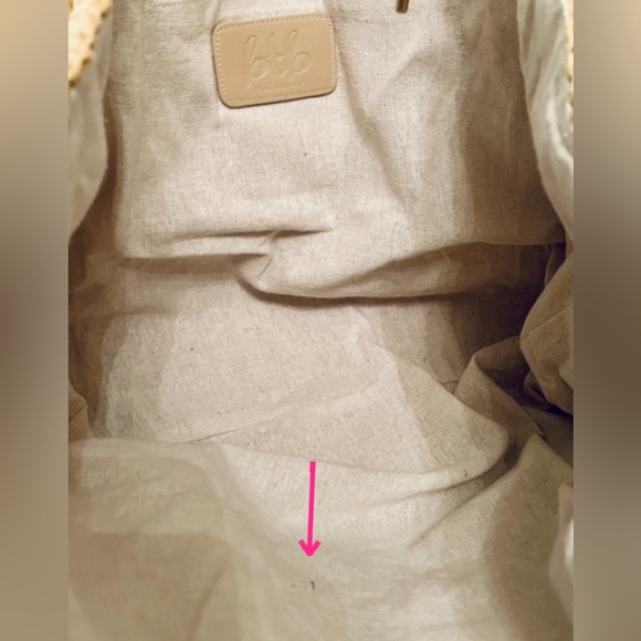 BTS Los Angeles Large tan straw tote with pearls. 🫶🏼 - Picture 9 of 9